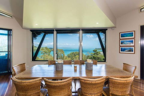 Retreat Hamilton Island - Northern Rivers Accommodation 2