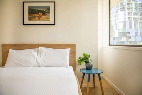 Cozy 3 Bedroom Apartment In The Heart Of Melbourne CBD - Northern Rivers Accommodation 5