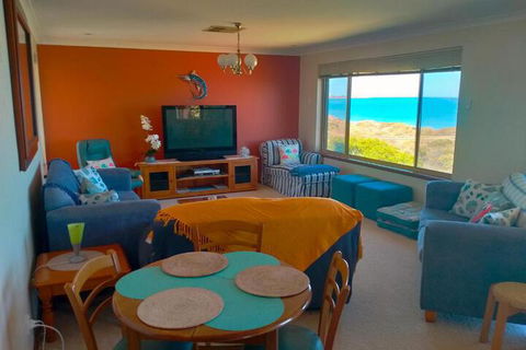 Watersun Beach House - Northern Rivers Accommodation 2