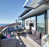 The Deckhouse 22 / 26 One Mile Close - Northern Rivers Accommodation