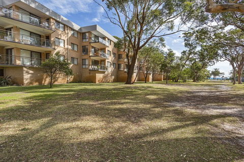 Shoreline Unit 151 Intrepid Close - Northern Rivers Accommodation 1