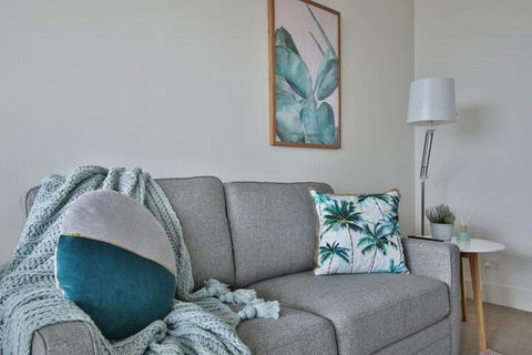 Luxurious & Chic 2BR Apartment In Melbourne CBD - Northern Rivers Accommodation 2