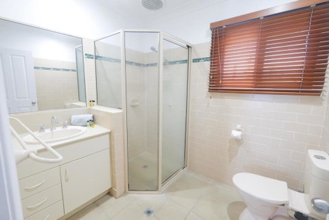 Absolute Airlie Central Airlie Beach - Northern Rivers Accommodation 3