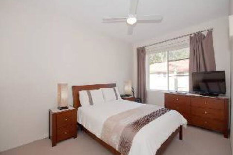 2 Bedroom Apartment Kiah Unit 16 / 53 Victoria Parade - Northern Rivers Accommodation 1