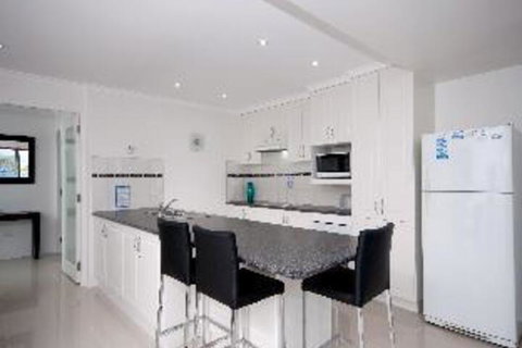 3 Bedroom Apartment Le Vogue Unit 11 - Northern Rivers Accommodation 4