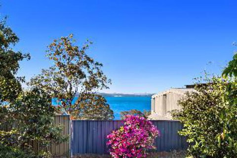 1 Bedroom House Government Road No. 102 PET FRIENDLY - Northern Rivers Accommodation 0