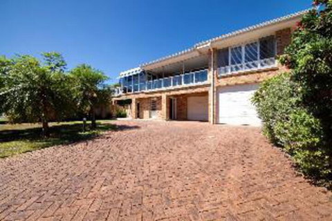 3 Bedroom House At Sandy Point Road 151 - Northern Rivers Accommodation 2