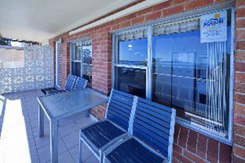1 Bedroom Apartment Blue Vista Unit 8 - Northern Rivers Accommodation 4
