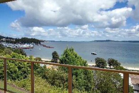 2 Bedroom Apartment Quarterdeck Unit 4 - Northern Rivers Accommodation 0