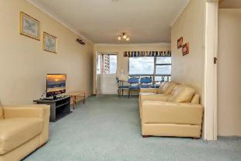 2 Bedroom Apartment Quarterdeck Unit 4 - Northern Rivers Accommodation 1