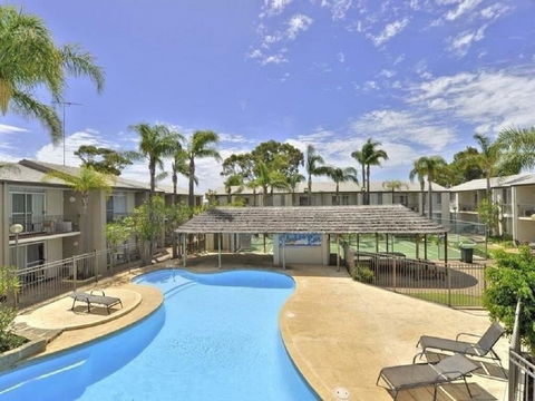 Resort Serviced Apartments - Mandurah - Northern Rivers Accommodation 2