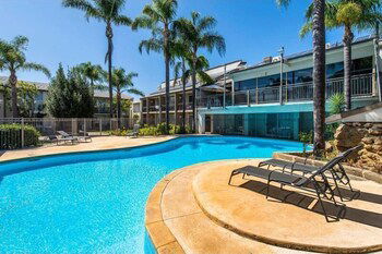 Resort Serviced Apartments - Mandurah - Northern Rivers Accommodation 1