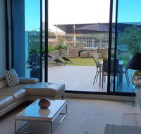 Melbourne Holiday Apartments Flinders Wharf