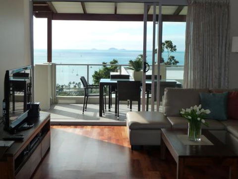 Oscars View Airlie Beach - Northern Rivers Accommodation 0