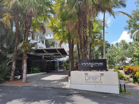 Palm Cove Beach Apartment - Northern Rivers Accommodation 6