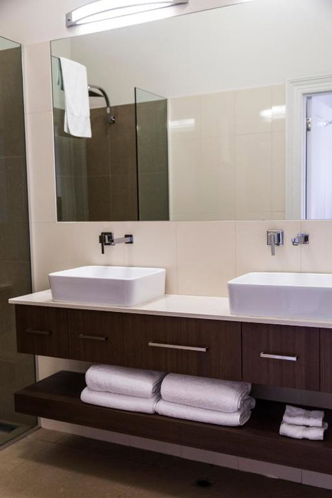 Simmers Serviced Apartments - Northern Rivers Accommodation 4