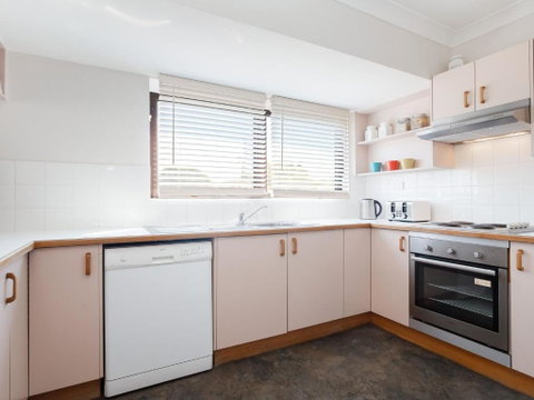 13 Carindale 19 Dowling Street Large Ground Floor Unit With Pool & Tennis Court - Northern Rivers Accommodation 5