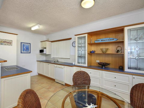 By The Sea Cumbernauld #1 1 / 12 Terrigal Esp Terrigal - Northern Rivers Accommodation 4