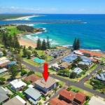 Bimbadeen Unit 3 Across From The Beach Lift In Complex - Northern Rivers Accommodation 0