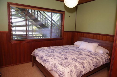 LaMaison De Shines 13 Dulconghi Street - Northern Rivers Accommodation 1