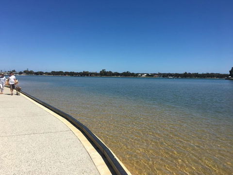 Mandurah Magic Penthouse. - Northern Rivers Accommodation 5