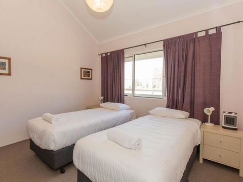 Cascades 13 / 3 Kurrajong Street - Northern Rivers Accommodation 6