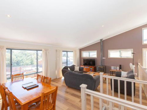 Acacia 5 / 2 Kirwan Close - Northern Rivers Accommodation 5