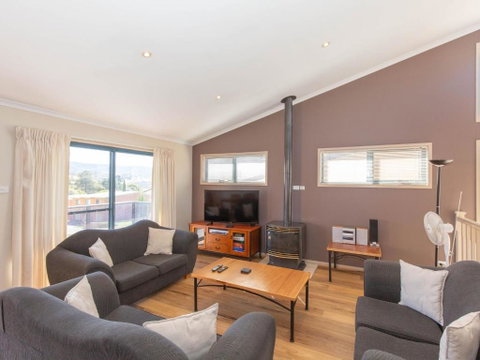 Acacia 5 / 2 Kirwan Close - Northern Rivers Accommodation 6