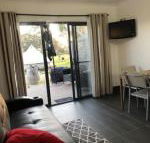 Coonawarra Cabins Unit B - Northern Rivers Accommodation