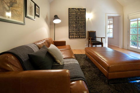 Circa Red London Daylesford - Northern Rivers Accommodation 4