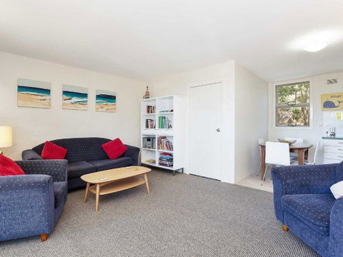 3 Far Horizons 77 Ronald Avenue Cosy Comfortable Unit With Filtered Views - Northern Rivers Accommodation 1