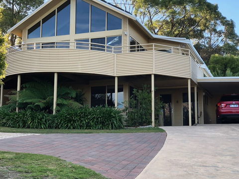 Freycinet Beach House - Northern Rivers Accommodation 0