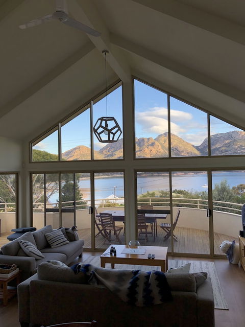 Freycinet Beach House - Northern Rivers Accommodation 6