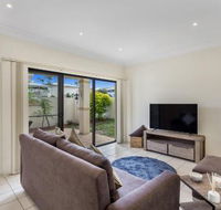 Resthaven in the heart of Shoal Bay - Northern Rivers Accommodation