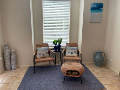 Bay Haven 4 / 3 Thurlow Avenue Pet Friendly Close To Town & Air Con - Northern Rivers Accommodation 1