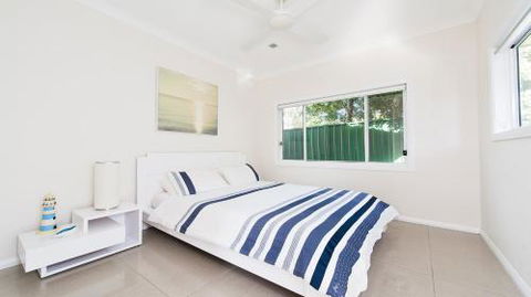 No. 1 Fingal Bay Beach House The Little Abode - Northern Rivers Accommodation 1