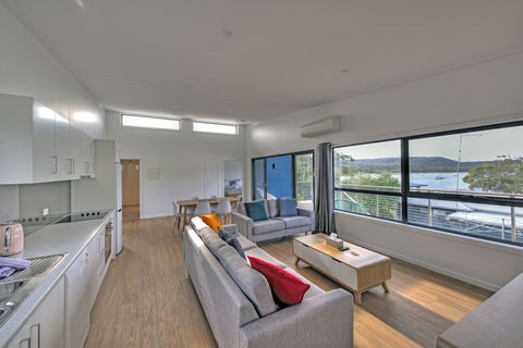 Dock Of The Bay - Northern Rivers Accommodation 2