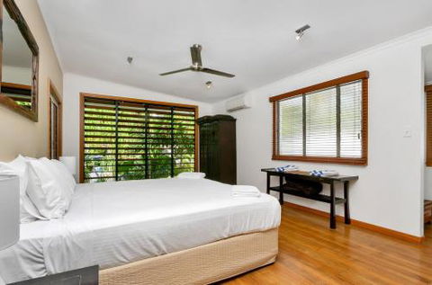 SANTORINIatPALM COVE - Northern Rivers Accommodation 6