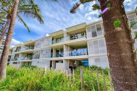 Unit 105 Plantation Rainbow Beach Plantation Resort Second Floor Aircon Pool Spa - Northern Rivers Accommodation 3