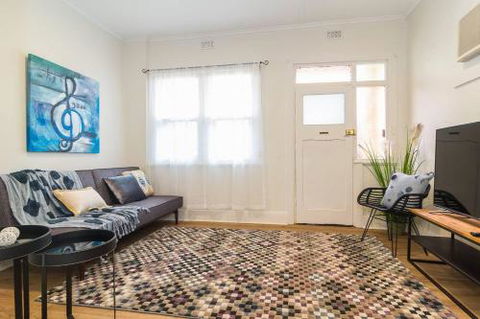 Minutes From The Beach Shops & Parks! Free Wifi Nespresso Netflix - Northern Rivers Accommodation 2