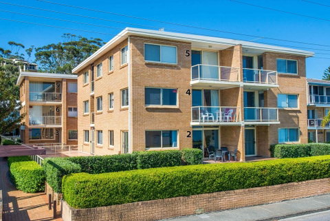 South Pacific Unit 2 / 13 15 Shoal Bay Road - Northern Rivers Accommodation 1