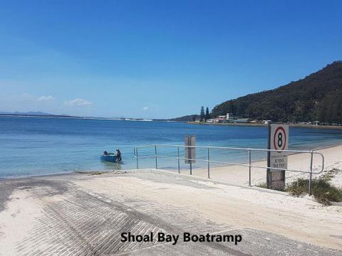 Mooring One Downstairs 23 Shoal Bay Rd Fantastic Ground Floor Duplex With Views WIFI & Air Conditioning - Northern Rivers Accommodation 1