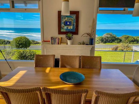 MAVI BEACH HOUSE Beachfront Wifi Views - Northern Rivers Accommodation 3
