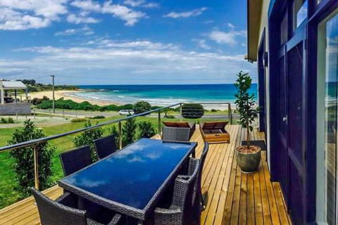 MAVI BEACH HOUSE Beachfront Wifi Views - Northern Rivers Accommodation 1