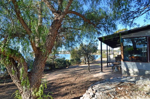 CDC 625 Beach House Incl.rear 2BR Studio - Northern Rivers Accommodation 3