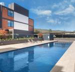 Trendy Self Contained Inner City Apartment - Northern Rivers Accommodation