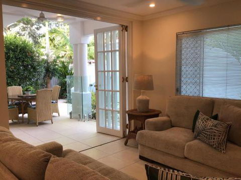 Walk To The Ocean In Five Minutes - Northern Rivers Accommodation 0
