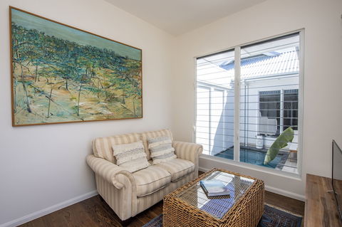 Reflections Villa 4 - Northern Rivers Accommodation 5