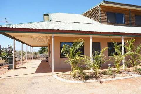Ningaloo Breeze Villa 6 - Northern Rivers Accommodation 2