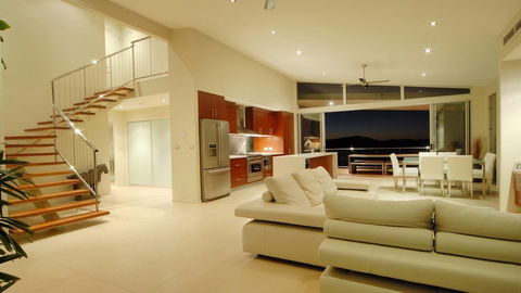 Whitsunday Views - Northern Rivers Accommodation 6